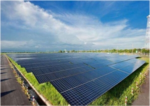 吐鲁番太阳能电站展示
